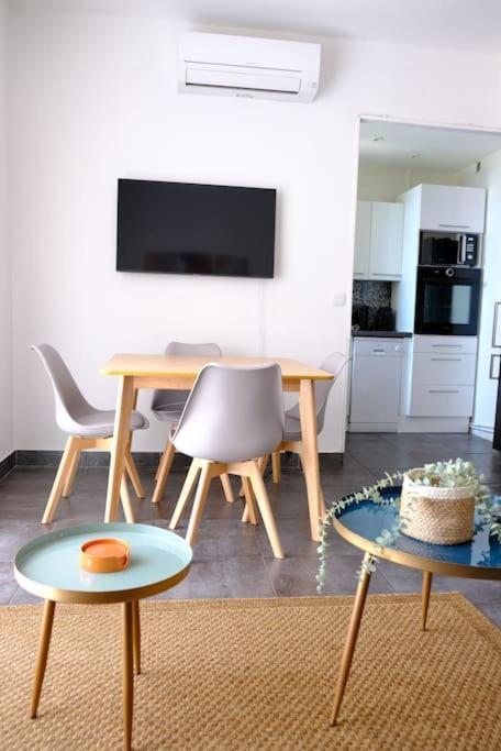 Cosy Studio A 2 Pas De La Plage Νίκαια Εξωτερικό φωτογραφία